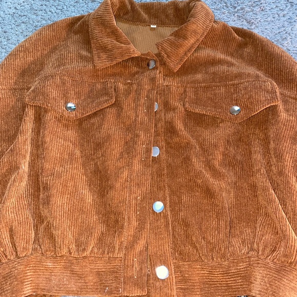cropped jacket - Picture 2 of 2